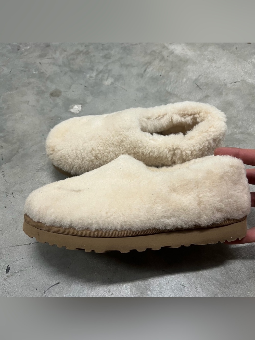 UGG CLASSIC COZY BOOTIE NATURAL SHEEPSKIN ANKLE BOOTS SHOES SLIPPER SIZE 7 WOMEN